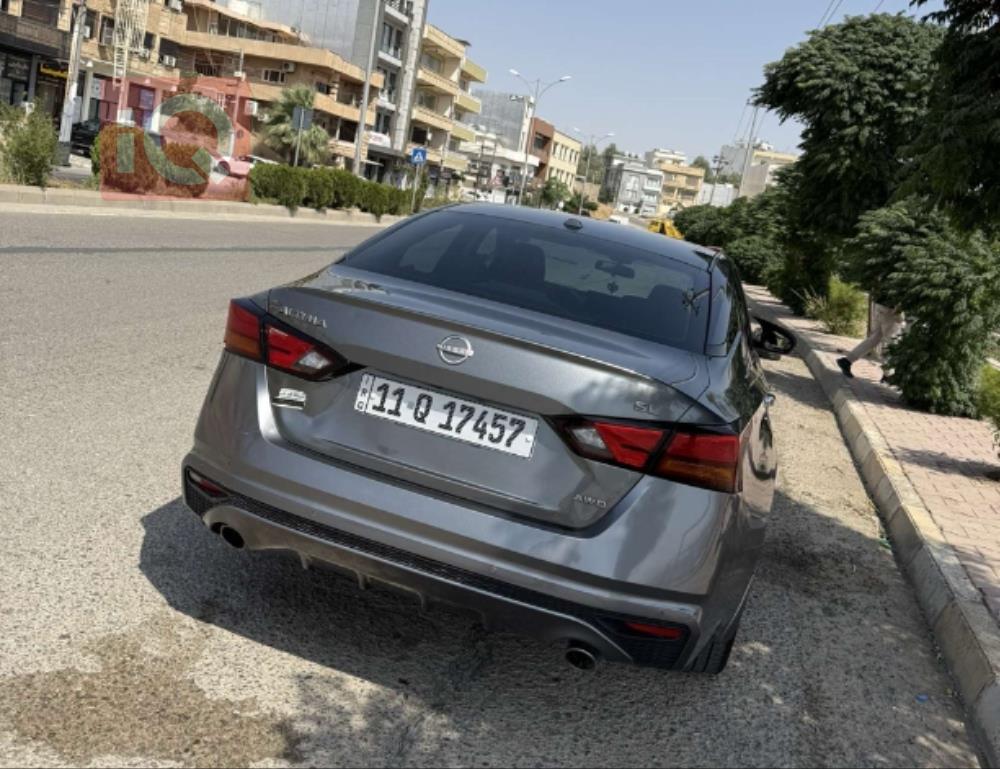 Nissan Altima